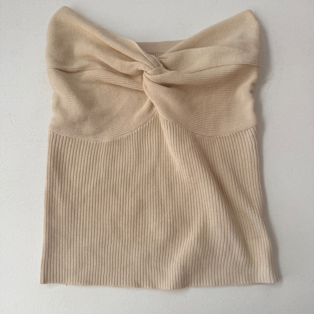 Beige Ribbed Knit Twist Front Tube Top M Strapless Sweetheart Preppy Old Money